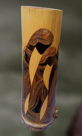 Vase : Two Women in Traditional Attire